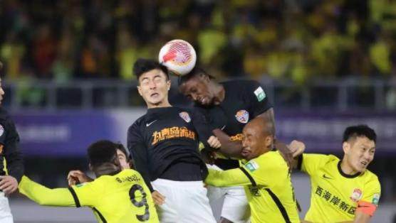 开云官方网站-中超史上首次青岛德比 西海岸送海牛三连败